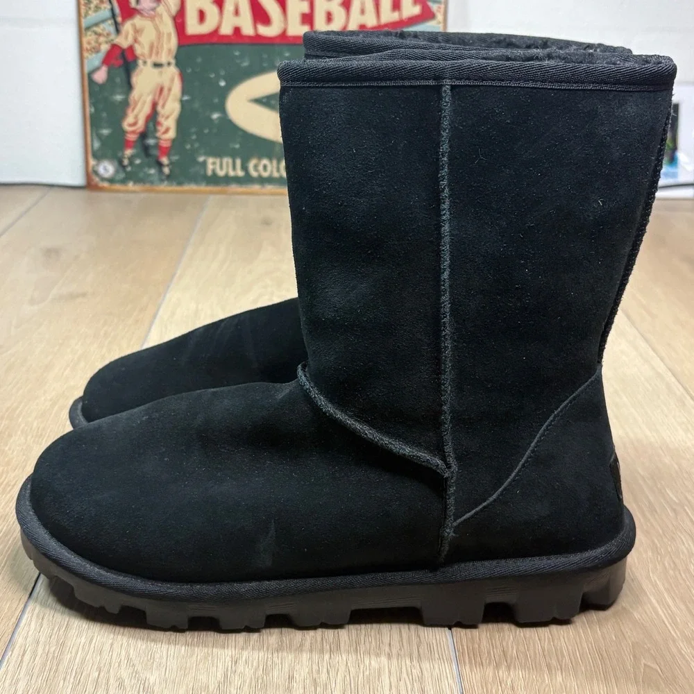 UGG Classic Short Dual Density Black Suede Sheepskin Boots 1115037 Womens 8